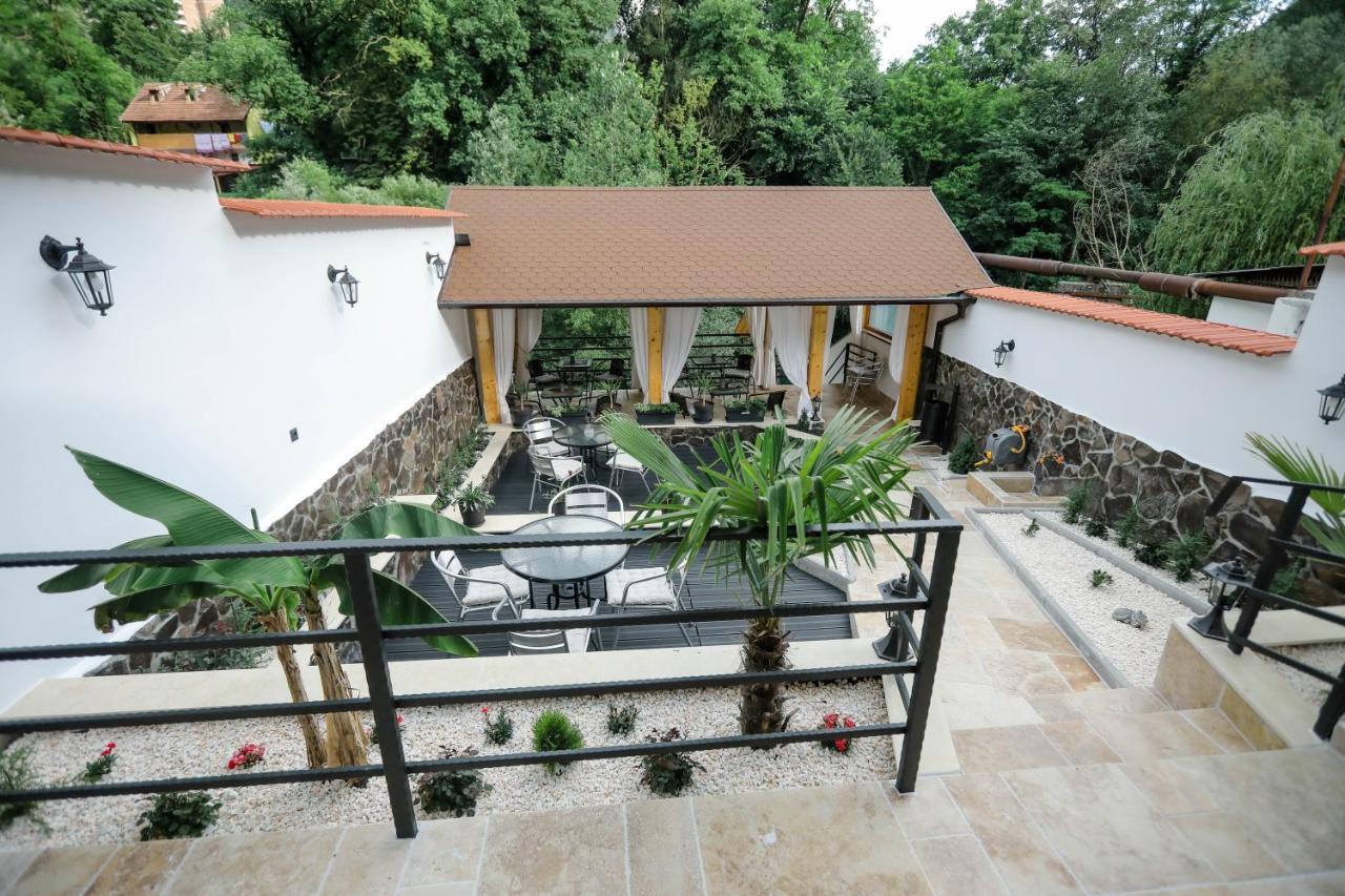 Отель Casa Marica Бэиле-Еркулане Экстерьер фото